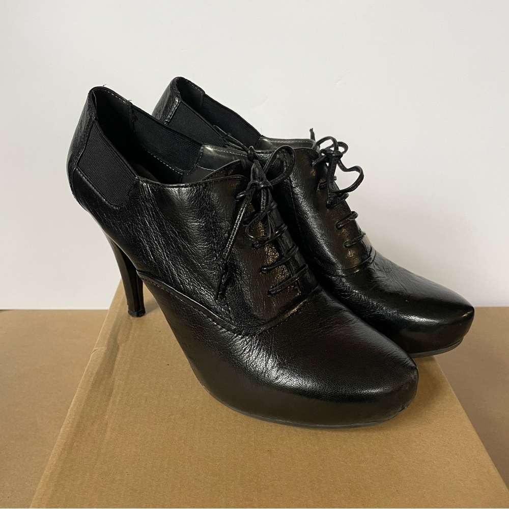 Black Lace Up Pumps